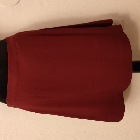 Skirt - Picture 2 of 4